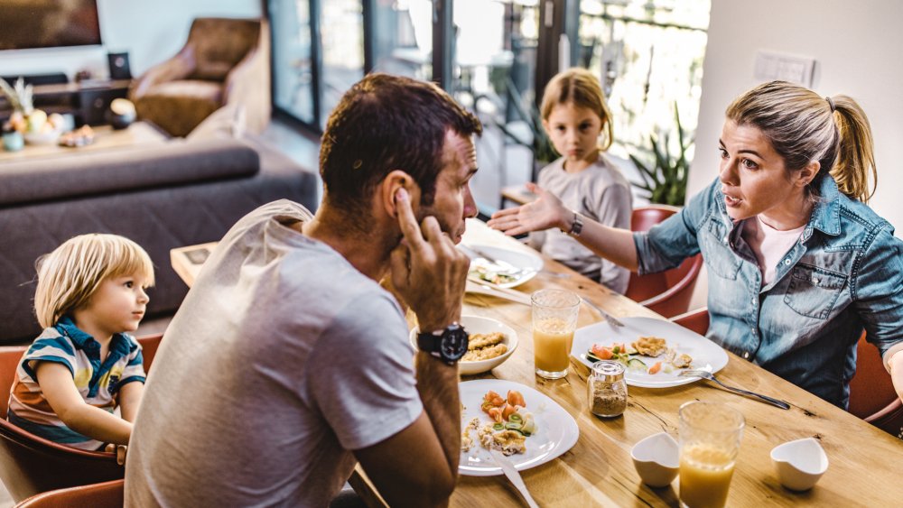 Hoe je gezinsstress onder controle houdt zonder te ontploffen: 7 strategieën die écht werken